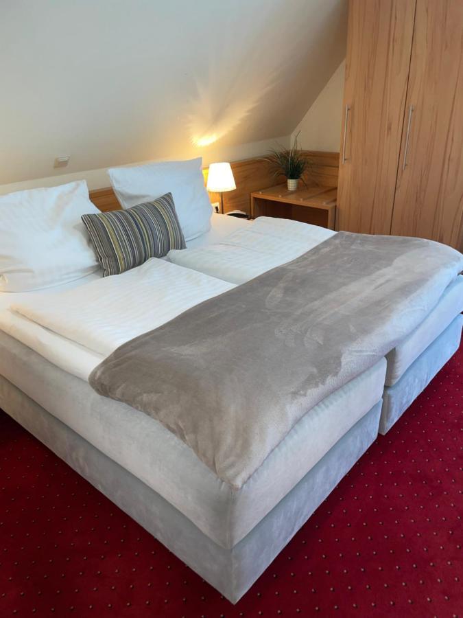 Hotel Am Elisabethufer Jever Ngoại thất bức ảnh